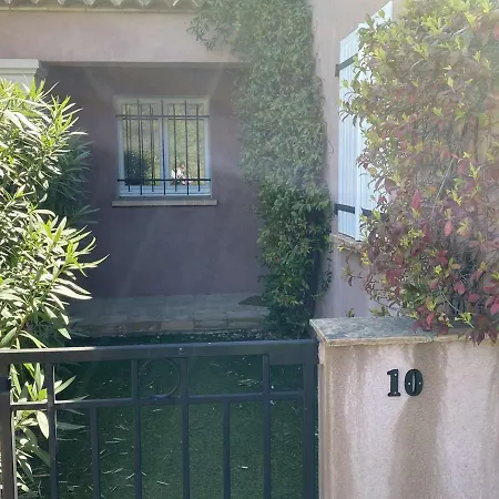Maison Moderne 4 Pieces Climatisee, Proche Plage, Avec Jardin, Terrasse Couverte Et Parkings Securises - Fr-1-226-279 בית נופש